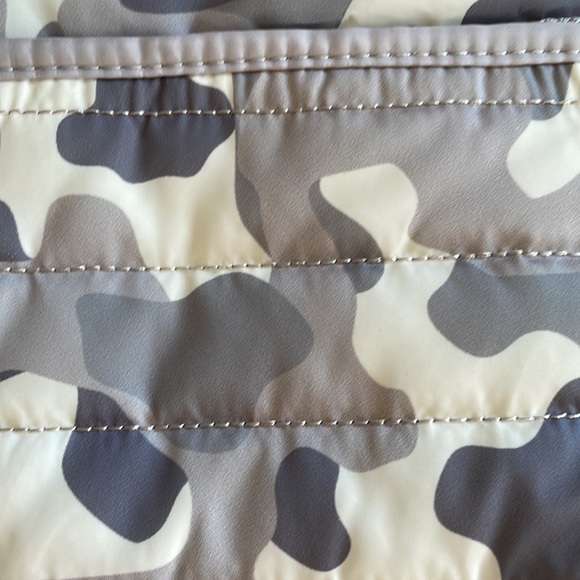 Camo Grey Crossbody - Picture 2 of 3